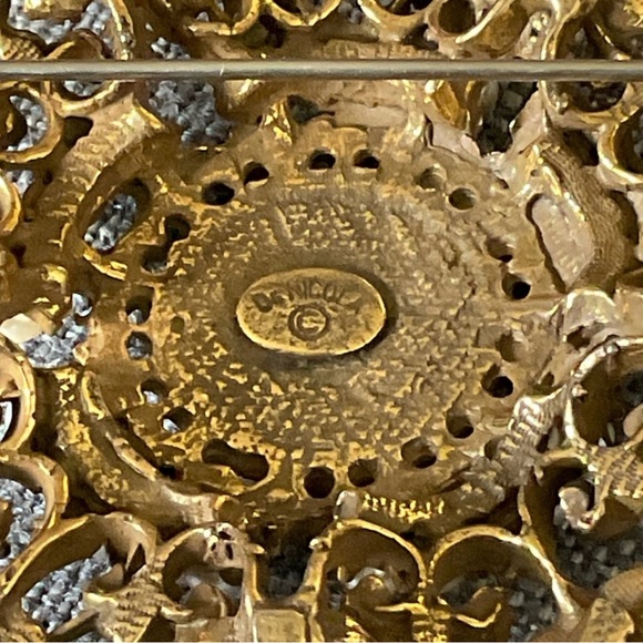 Vintage De Nicola Pin Brooch Faux Pearls Rhinestones Star Filigree Gold Tone - Picture 2 of 7